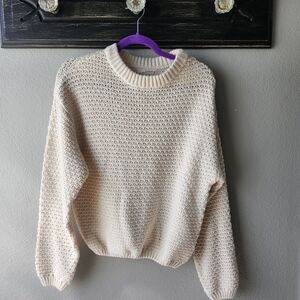Universal Thread Cream Textured Crewneck Sweater